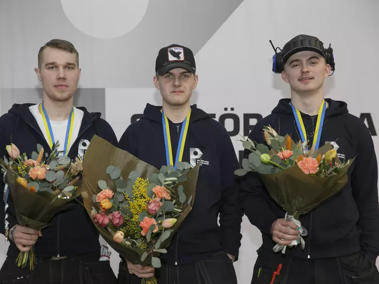 Pontus Andersson är Sveriges bästa unga plåtslagare 2023.