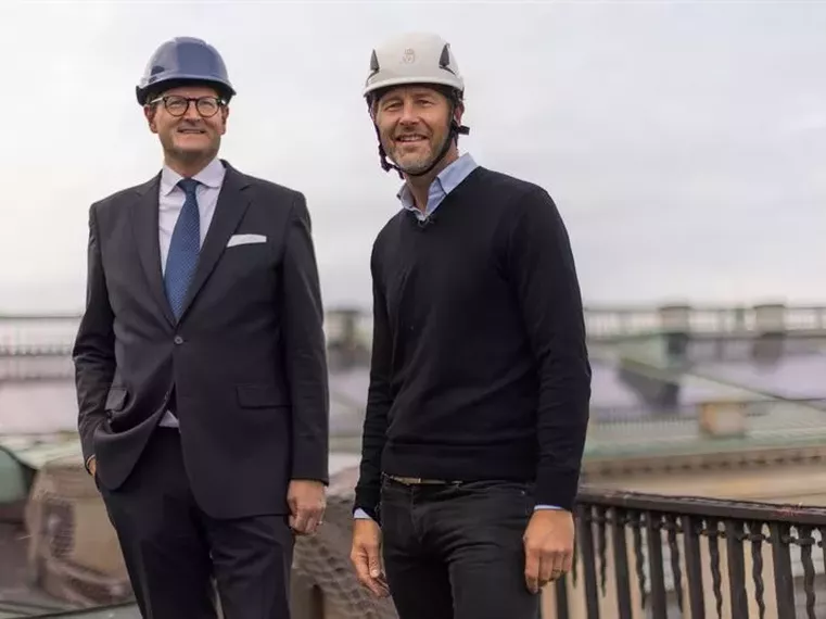Stor energibesparing med nya solceller på Stockholms slott